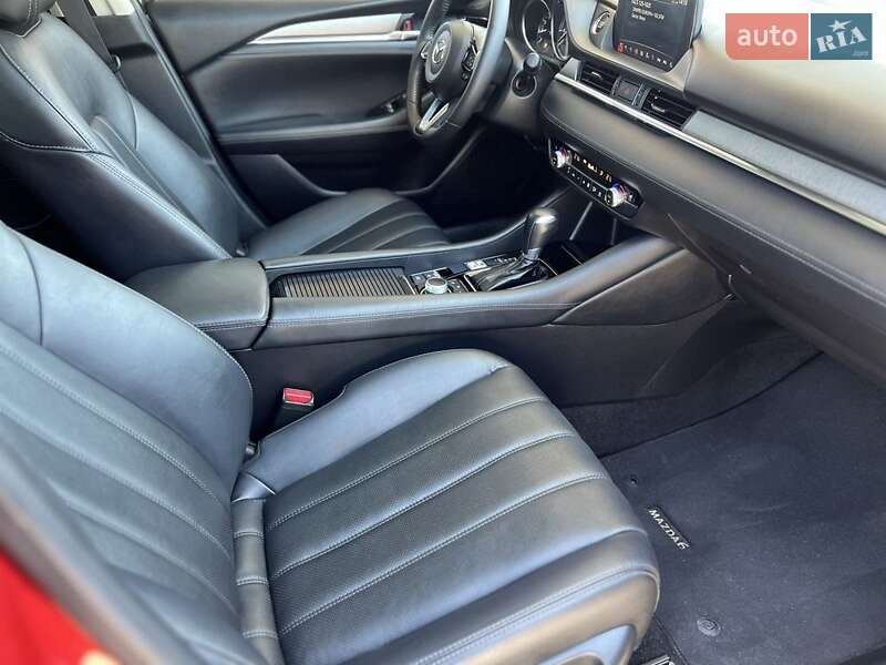 Седан Mazda 6 2019 в Синельниково