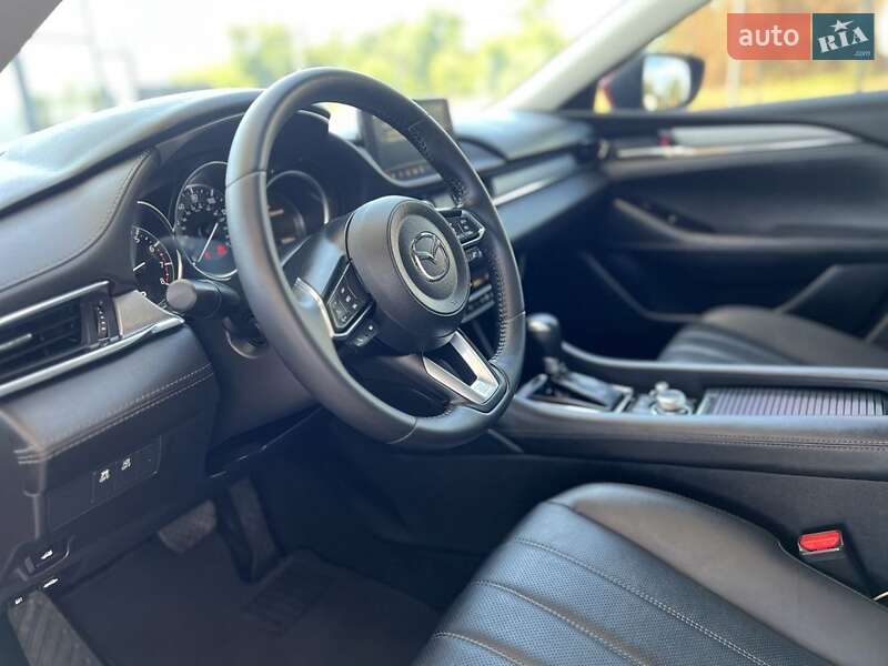 Седан Mazda 6 2019 в Синельниково
