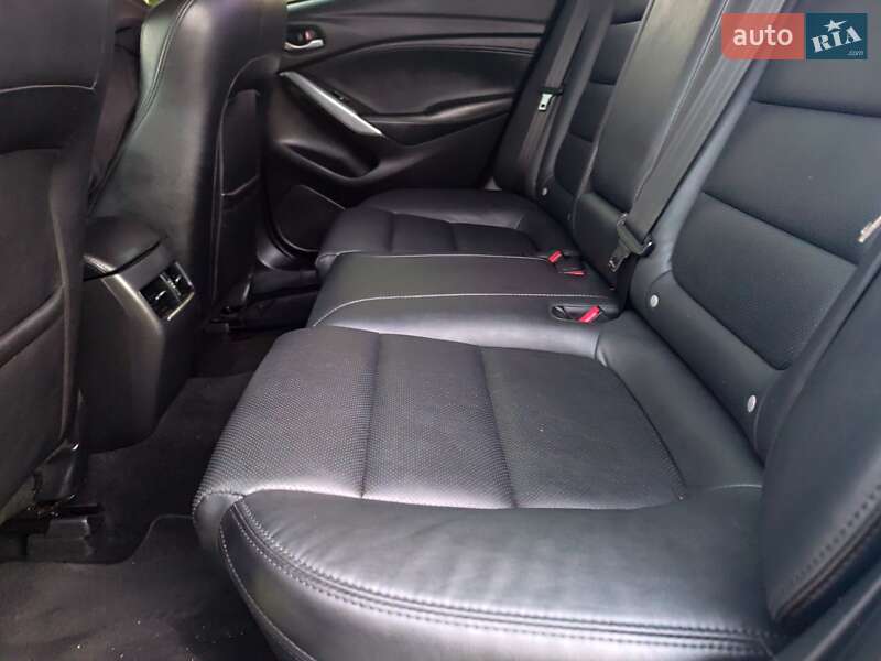 Седан Mazda 6 2016 в Харькове