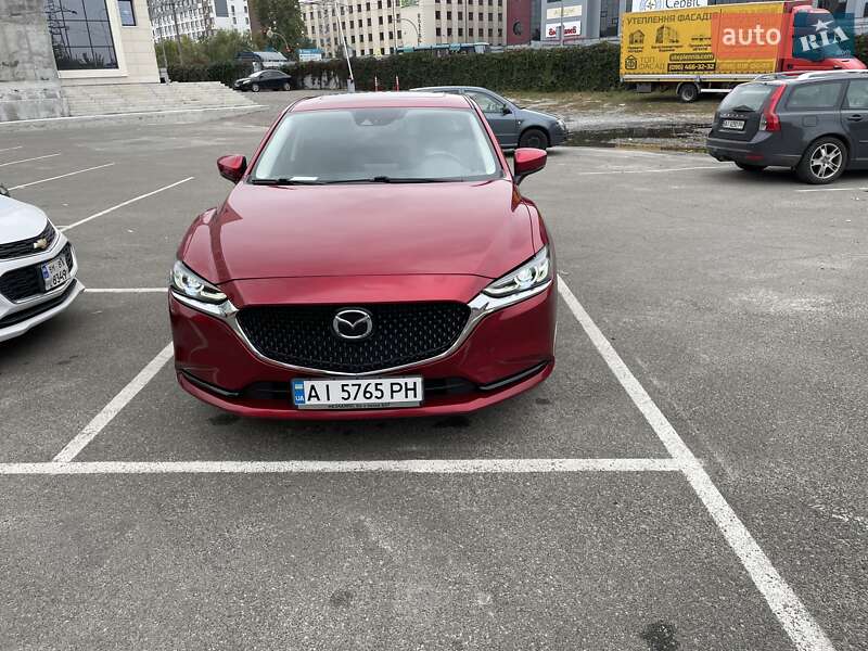 Седан Mazda 6 2020 в Вишневом