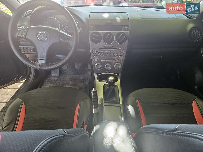 Лифтбек Mazda 6 2004 в Тульчине