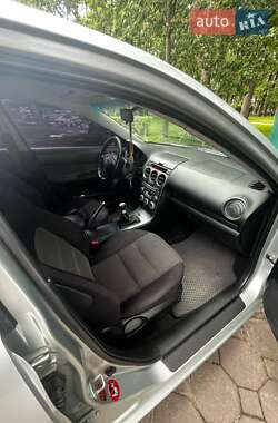 Седан Mazda 6 2003 в Киеве