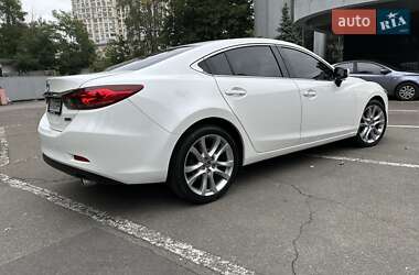 Седан Mazda 6 2015 в 