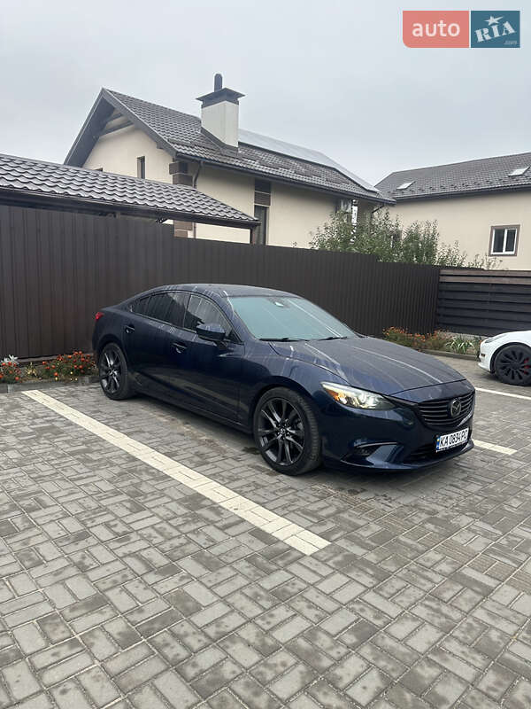 Седан Mazda 6 2016 в Киеве