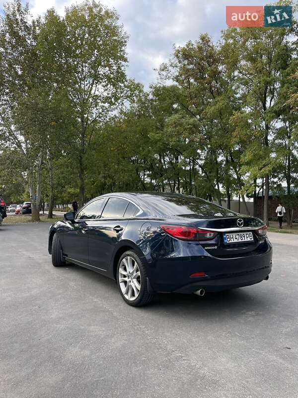 Седан Mazda 6 2016 в Днепре