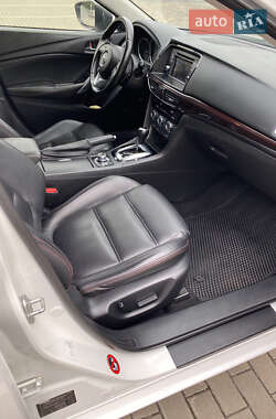 Седан Mazda 6 2012 в 