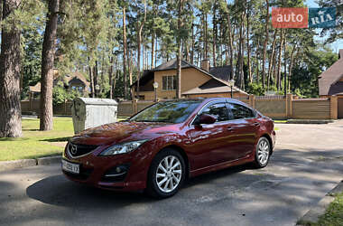 Седан Mazda 6 2011 в 