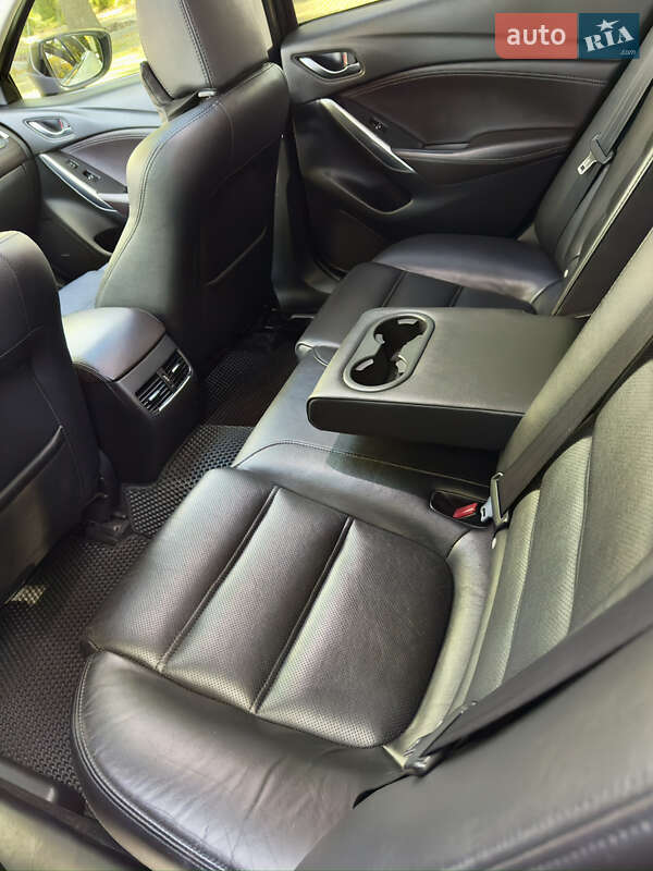 Седан Mazda 6 2015 в Харкові