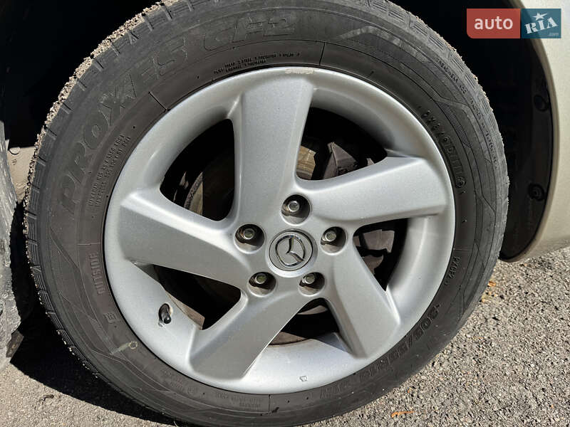 Седан Mazda 6 2004 в Каменском