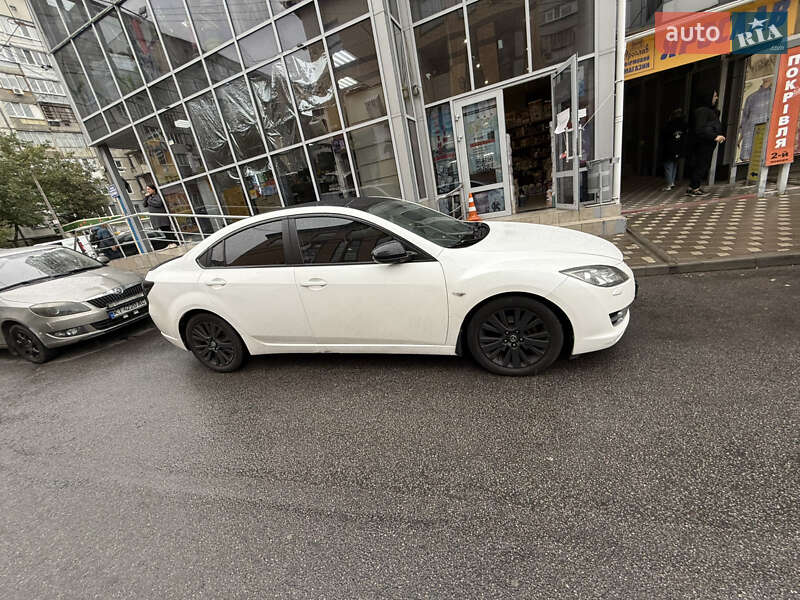 Седан Mazda 6 2008 в Обухове