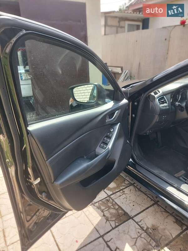 Седан Mazda 6 2015 в Кременчуге