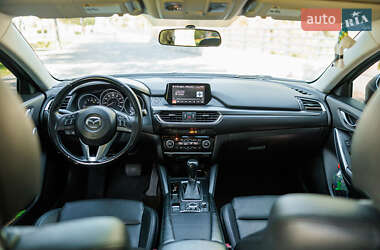 Седан Mazda 6 2015 в 
