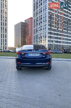 Седан Mazda 6 2015 в 