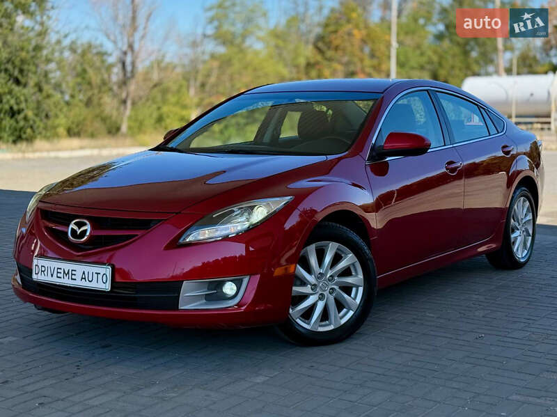 Седан Mazda 6 2012 в 
