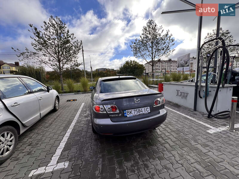 Седан Mazda 6 2004 в Ровно