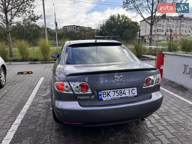 Седан Mazda 6 2004 в Ровно
