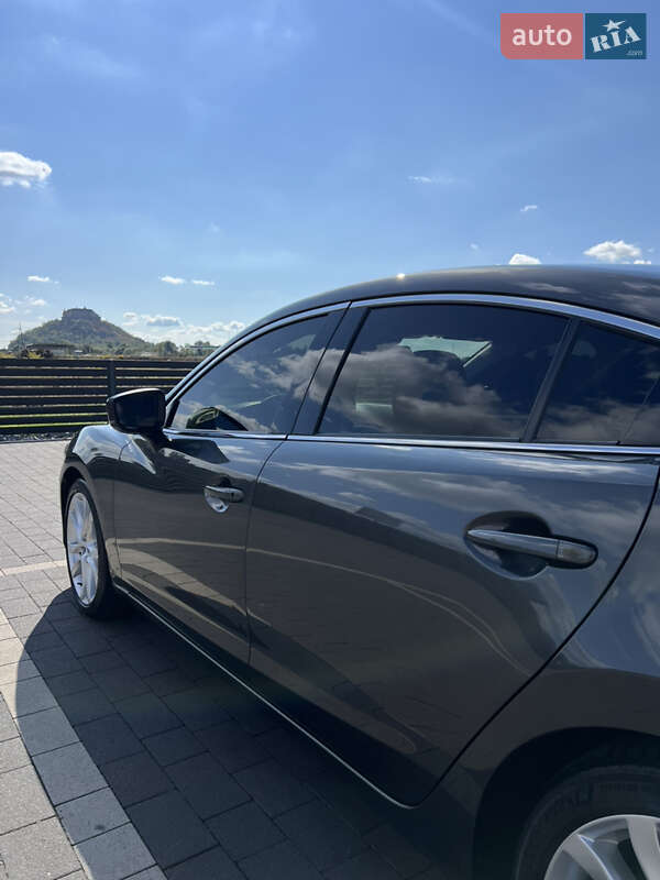 Седан Mazda 6 2016 в Мукачево