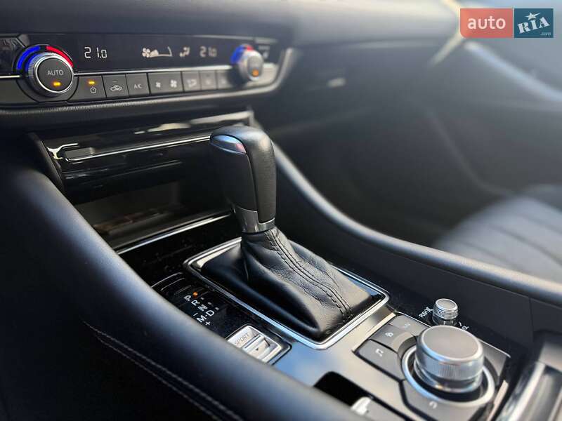 Седан Mazda 6 2019 в Киеве