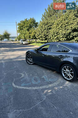 Седан Mazda 6 2012 в 
