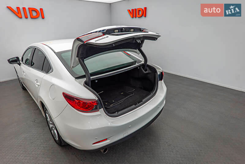 Седан Mazda 6 2017 в Киеве