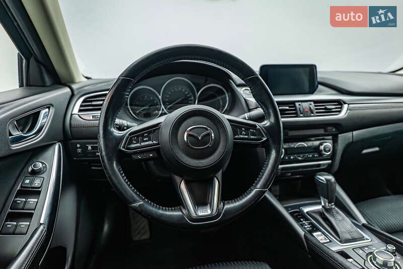 Седан Mazda 6 2017 в Киеве