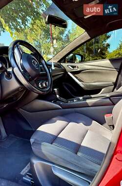 Седан Mazda 6 2015 в 