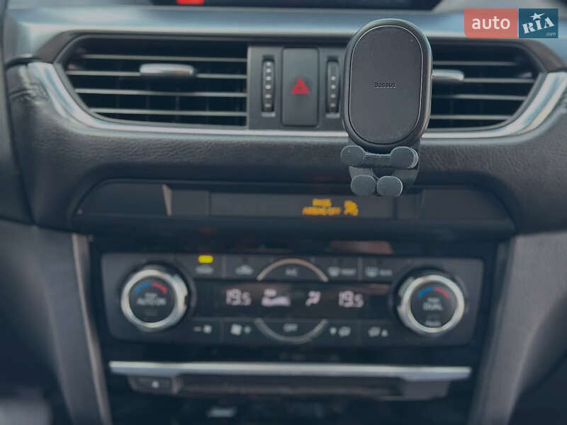 Седан Mazda 6 2017 в Дніпрі
