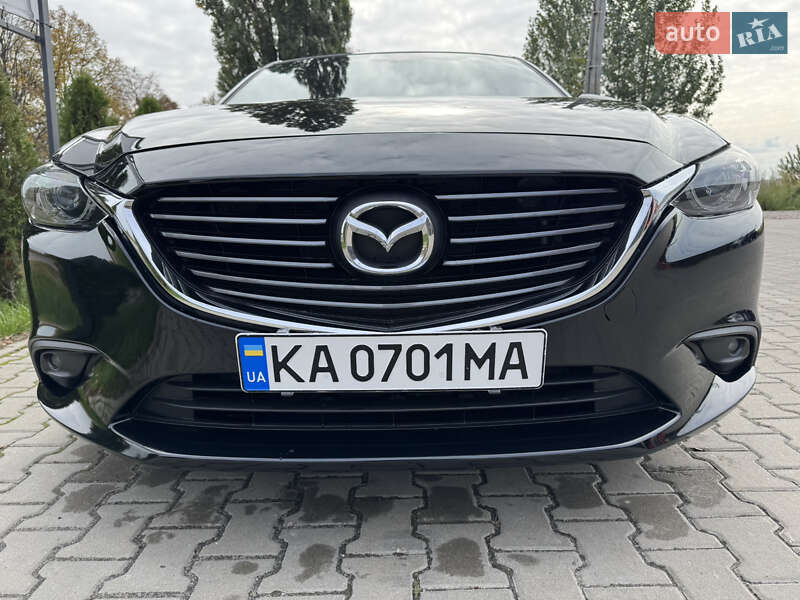 Седан Mazda 6 2016 в Киеве