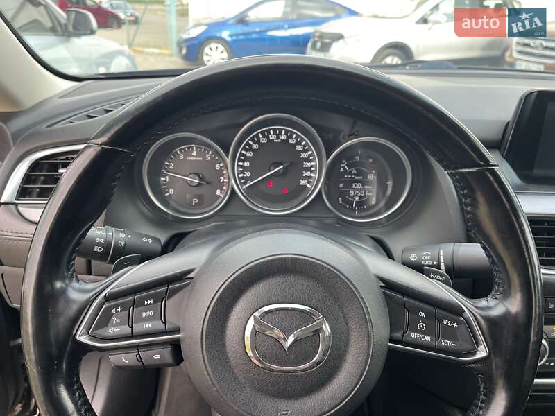 Седан Mazda 6 2016 в Николаеве