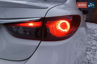Седан Mazda 6 2014 в 