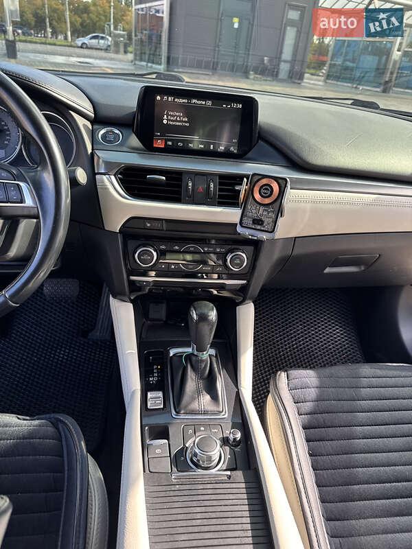 Седан Mazda 6 2015 в Миколаєві
