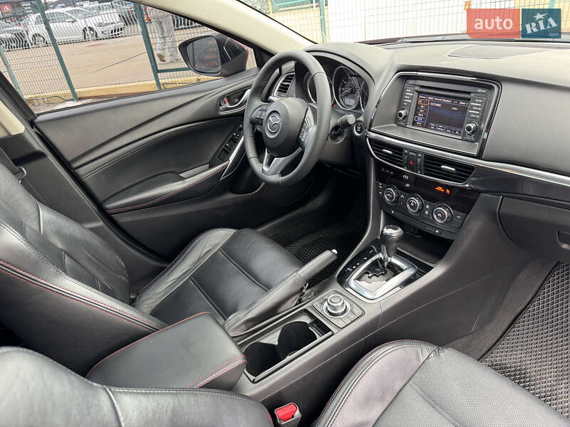 Седан Mazda 6 2013 в Киеве