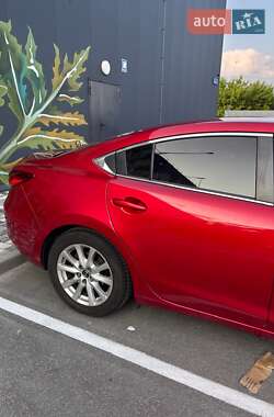 Седан Mazda 6 2015 в 