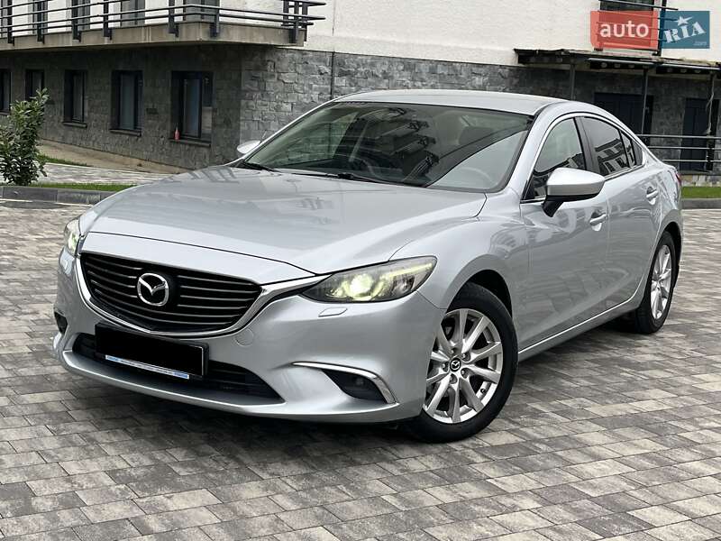 Седан Mazda 6 2016 в Мукачево
