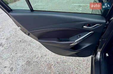 Седан Mazda 6 2016 в 