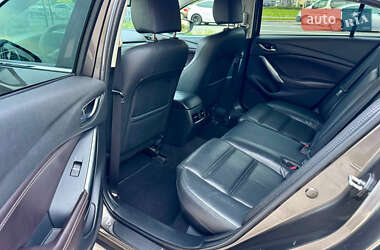 Седан Mazda 6 2016 в 