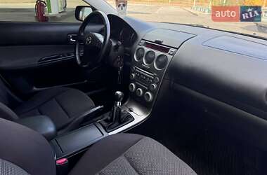Ліфтбек Mazda 6 2004 в  фото 10 Ліфтбек Mazda 6 2004 в