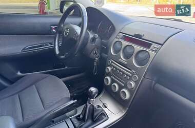 Ліфтбек Mazda 6 2004 в  фото 12 Ліфтбек Mazda 6 2004 в
