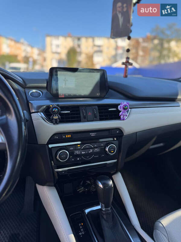 Седан Mazda 6 2016 в Калуші