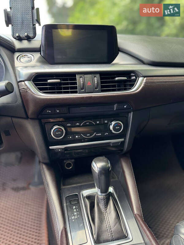 Універсал Mazda 6 2016 в Ізяславі