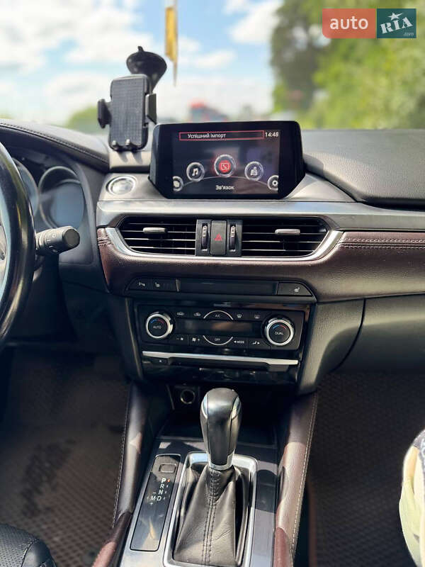 Універсал Mazda 6 2016 в Ізяславі
