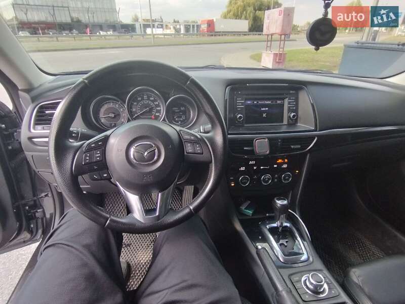 Седан Mazda 6 2013 в Дніпрі