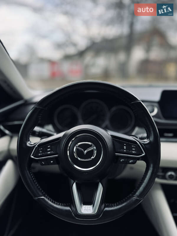 Седан Mazda 6 2019 в Косове