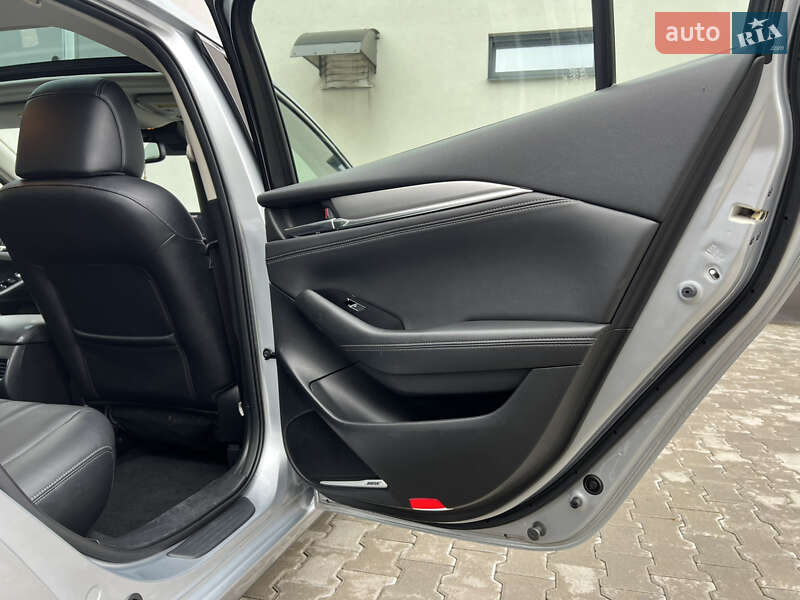 Седан Mazda 6 2018 в Житомирі