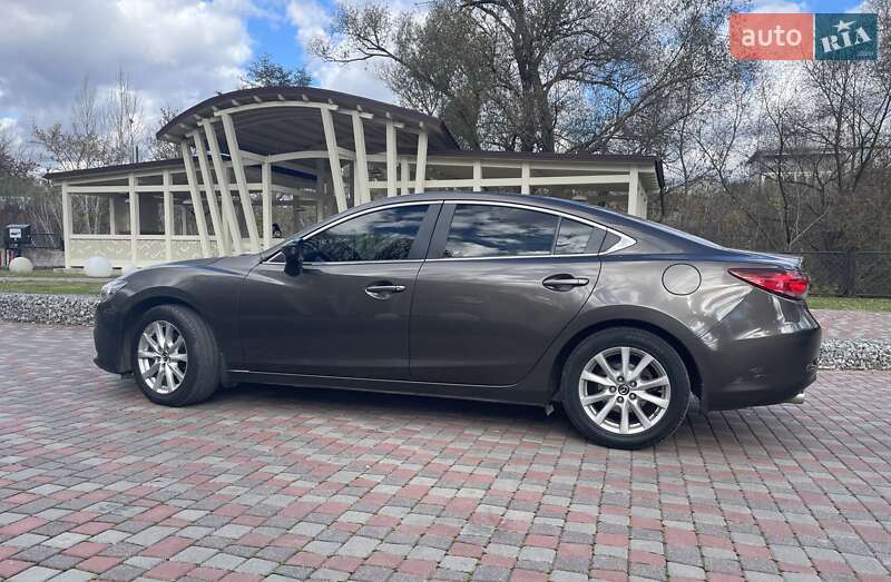 Седан Mazda 6 2015 в Ивано-Франковске