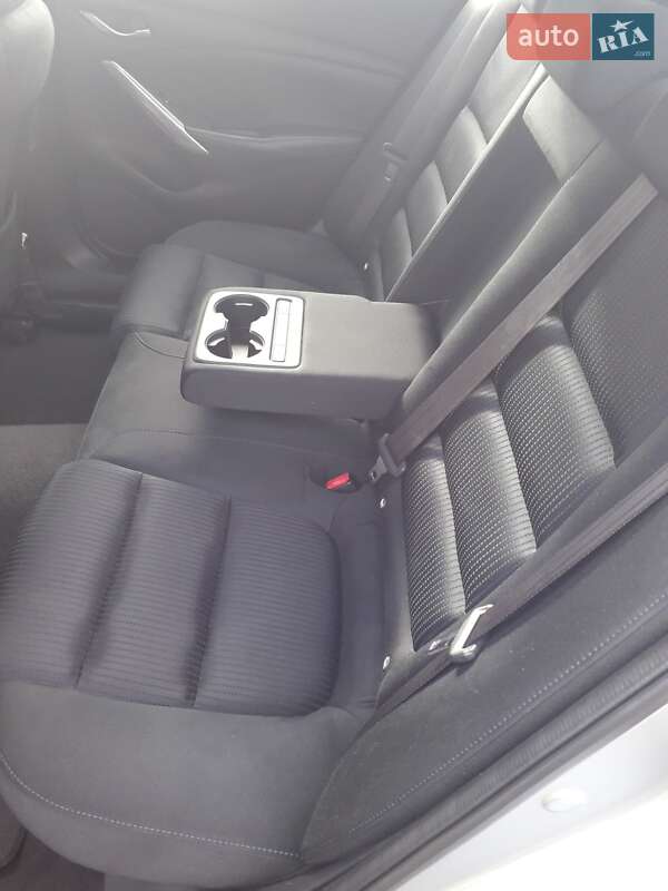 Седан Mazda 6 2017 в Кривом Роге