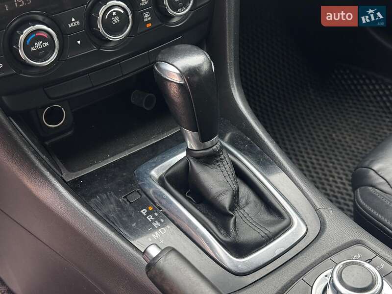 Седан Mazda 6 2014 в Харькове