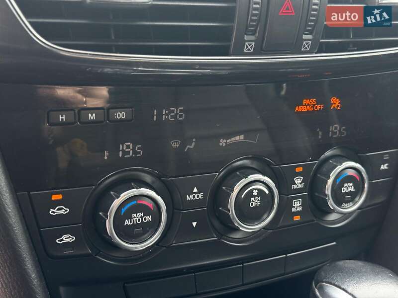 Седан Mazda 6 2014 в Харькове