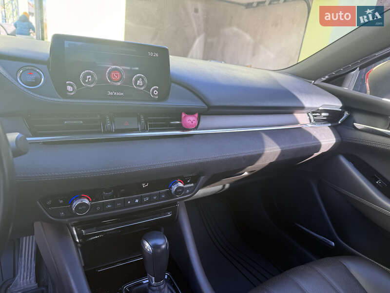 Седан Mazda 6 2019 в Городке