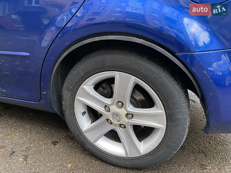 Седан Mazda 6 2006 в Киеве